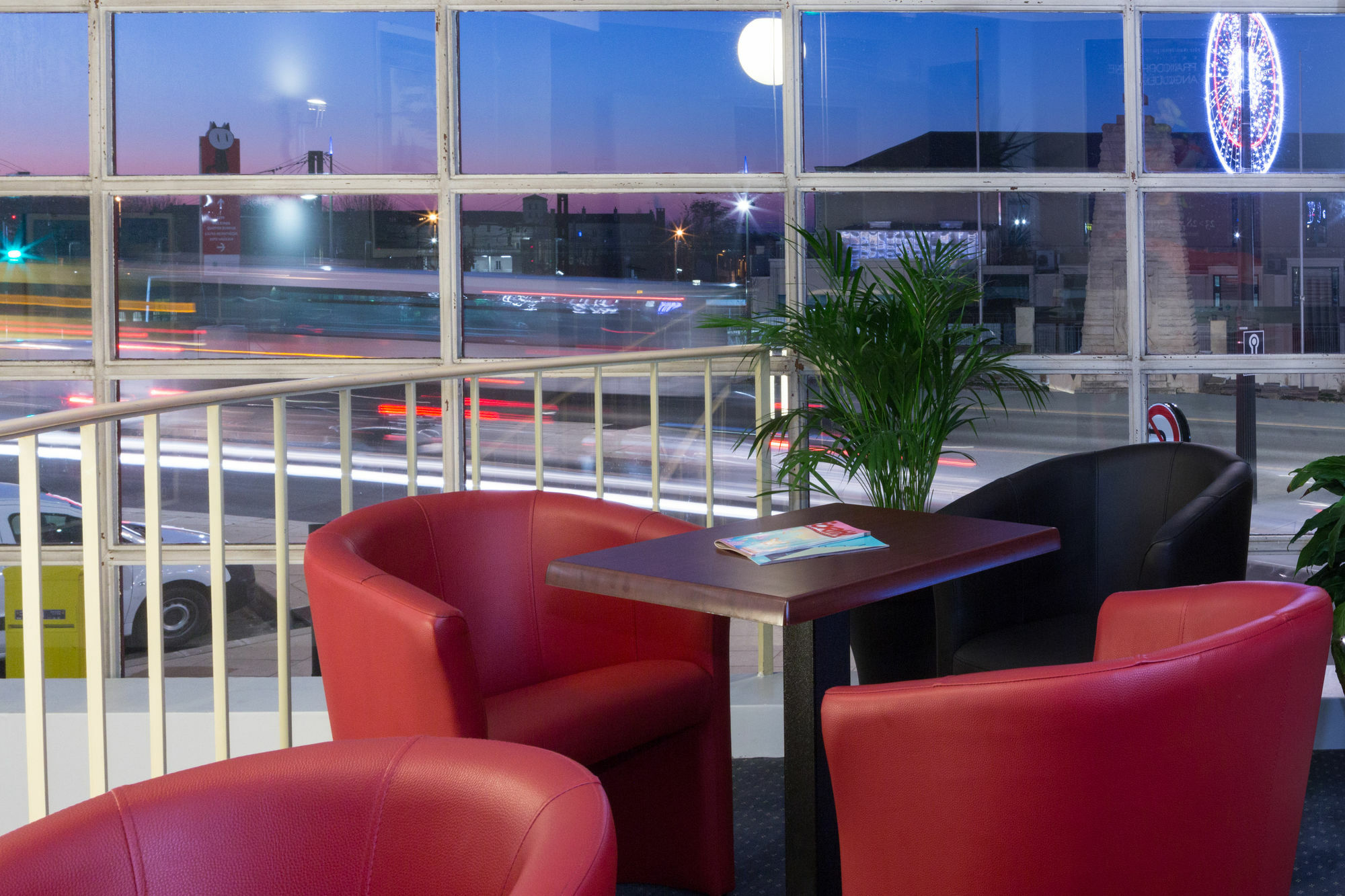 Brit Hotel Terminus Angoulême Екстериор снимка